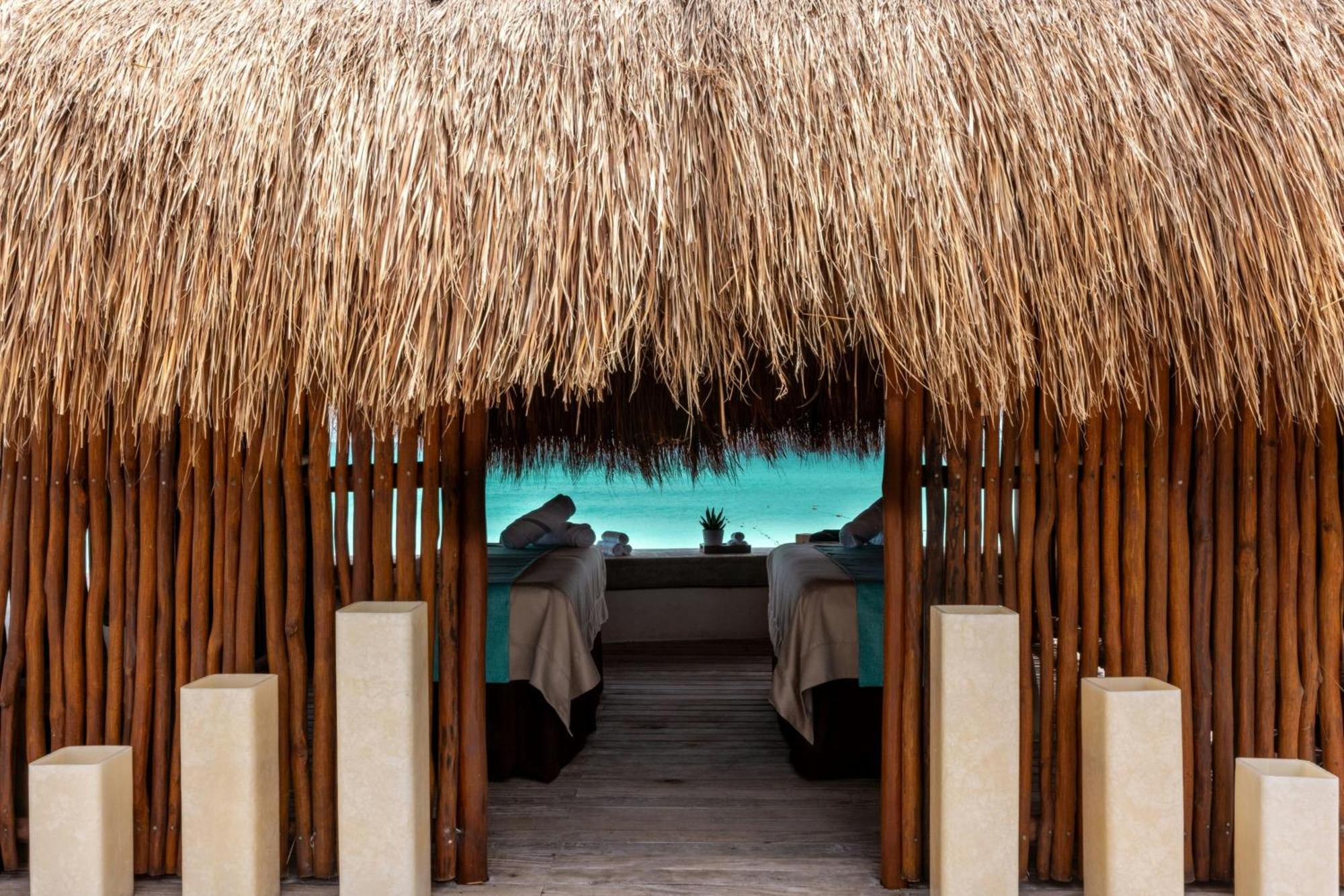 Jw Marriott Cancun Resort & Spa Exterior photo
